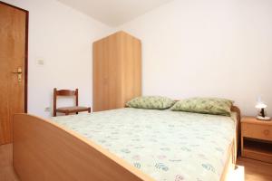 Apartments with parking space Trpanj, Peljesac - 10083