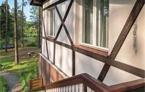 3 Bedroom Cozy Home In Stezyca - 韦茨泽基斯韦斯基