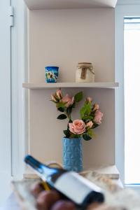 Stylish Central Renovated Apartment