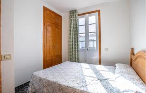 Beautiful Home In Abades With Wifi