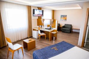 Family Room room in Selcuk Hotel Sems-i Tebrizi