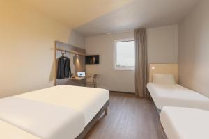 Hotels Ibis Budget Mont De Marsan : photos des chambres