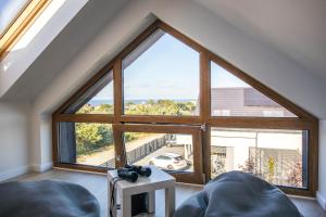 Dom na wzgórzu z widokiem na morze - Etezje Apartamenty