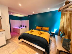 Appartements Narbnb - EDEN SUITE - Jacuzzi - Parking - Clim : photos des chambres