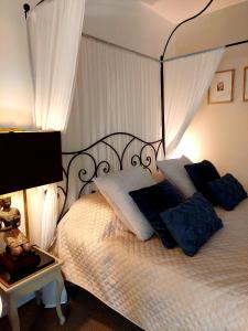 B&B / Chambres d'hotes Les Jardins d'Eleusis : Chambre Double Standard