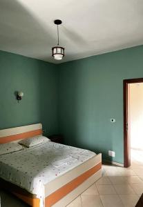 Montagna Hostel, Motel and Campsite