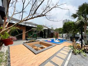 The Uniique Haus - Johor 1st Staycation Water Dining Experience