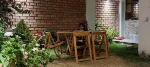 Jull complete house with 8 bedrooms and 6 bathroom