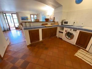 FERME DU MOULIN ROUX- 2 superbes appartements- 2cbres chacun- classe 3 etoiles, climatises : photos des chambres