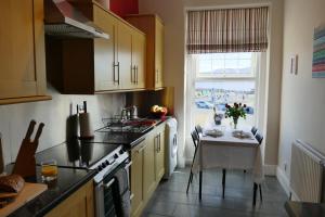 ShellSeekers Holiday Apartment, Llandudno