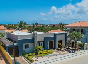 Palm Beach 318 - 4hvězdičkové hotely ve městě Palm-Eagle Beach