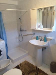 Apartments and rooms by the sea Stara Novalja, Pag - 11626