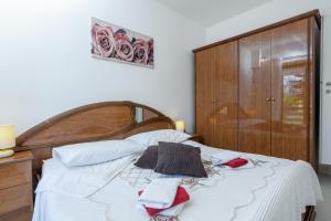 Family-friendly apartments with swimming pool Cepic, Central Istria - Sredisnja Istra - 11636