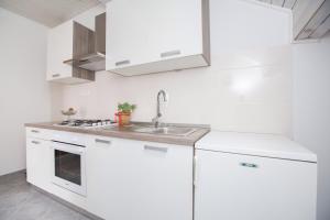 Apartments by the sea Podstrana, Split - 11627