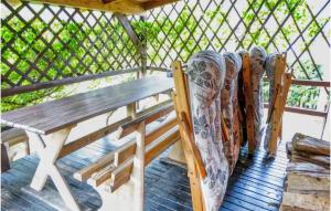 3 Bedroom Cozy Home In Kopalino