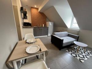 Appartements Le Mansard, atypique, gare et tramway 4min a pied : photos des chambres