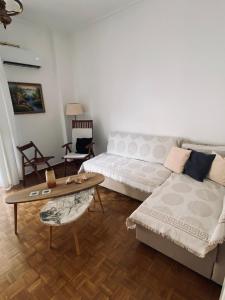 Athens Sunnyside condo