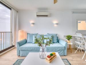 Viewpoint Over The Cliff By CanariasGetaway