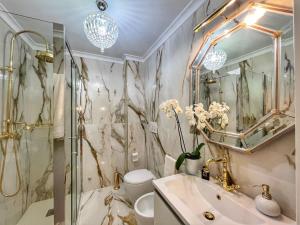 Corona San Marco Apartment