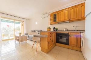 Apartamento con piscina a 250m de la playa