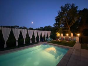 B&B / Chambres d'hotes La Vie Est Belle En Provence : photos des chambres