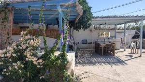 Little Troll House 2, Golden Beach,