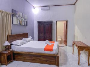 Orange Balangan Bungalow