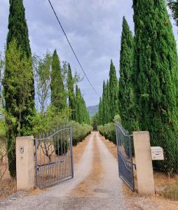 Maisons de vacances OUSTAOU DU GAYET gite de charme avec piscine privee : photos des chambres