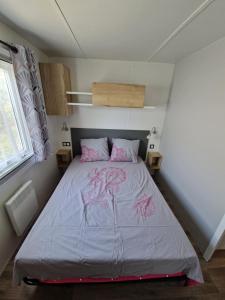 Campings MOBIL HOME XXL 3 chambres avec piscines partagees dans un camping-club vacances haut de gamme : photos des chambres