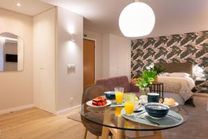 Strelitzia Apartment, by Bolhão Residences