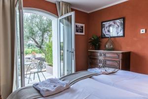 Hotels Domaine Rabiega - Vineyard and Boutique hotel : photos des chambres