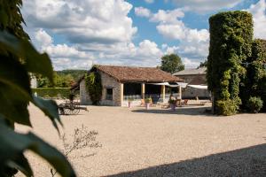 B&B / Chambres d'hotes Gites du Chateau de Panisseau : Appartement