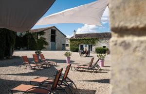 B&B / Chambres d'hotes Gites du Chateau de Panisseau : Maison 4 Chambres