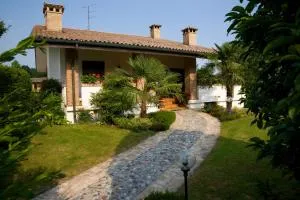 利文萨酒店 - Fontanafredda