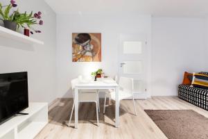 Project Comfort Apartament Dywizjonu 303 1758 Warszawa