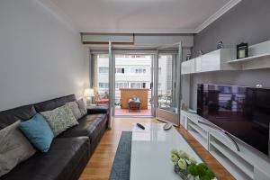 Vut Salvador Santiago