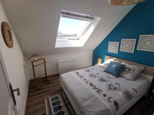 Appartements Duplex cosy dans maison neuve avec terrasse entree independante 5 mn de Bayeux et 10 mn plage du debarquement : photos des chambres