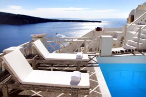 Oia Mare Villas Santorini Greece