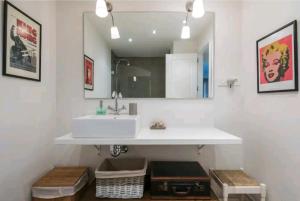 Apartamento con piscina