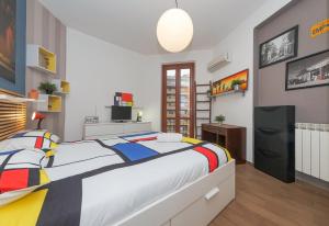 Mondrian House