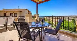 Modern apartment NZ11 large balconies with Sea and Mountain Views - Susuz