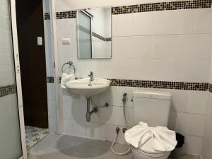 Standard Single Room room in Everest Asoke