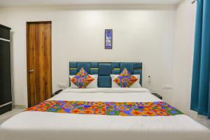 FabHotel Shiv Rachna
