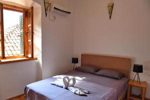 Cozy 2 Bedroom Apartment in Antique Bizanti Palace