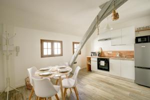 Appartements Le Villandry beautiful air-conditioned apartment in a typical building of : photos des chambres
