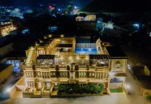 Hotel Grand Khalifa - Kotri