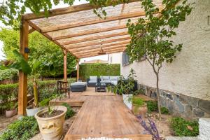 Chalet con piscina en entorno idílico