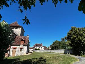 Maisons de vacances Presbytere de Chauffour-sur-Vell : photos des chambres