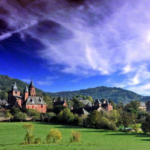 Maisons de vacances Presbytere de Chauffour-sur-Vell : photos des chambres