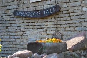 Ansumardi Farmstay